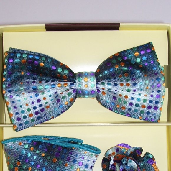 St. Patrick Blue Polka dot Bow Tie Hank Flower Set - Picture 2 of 8